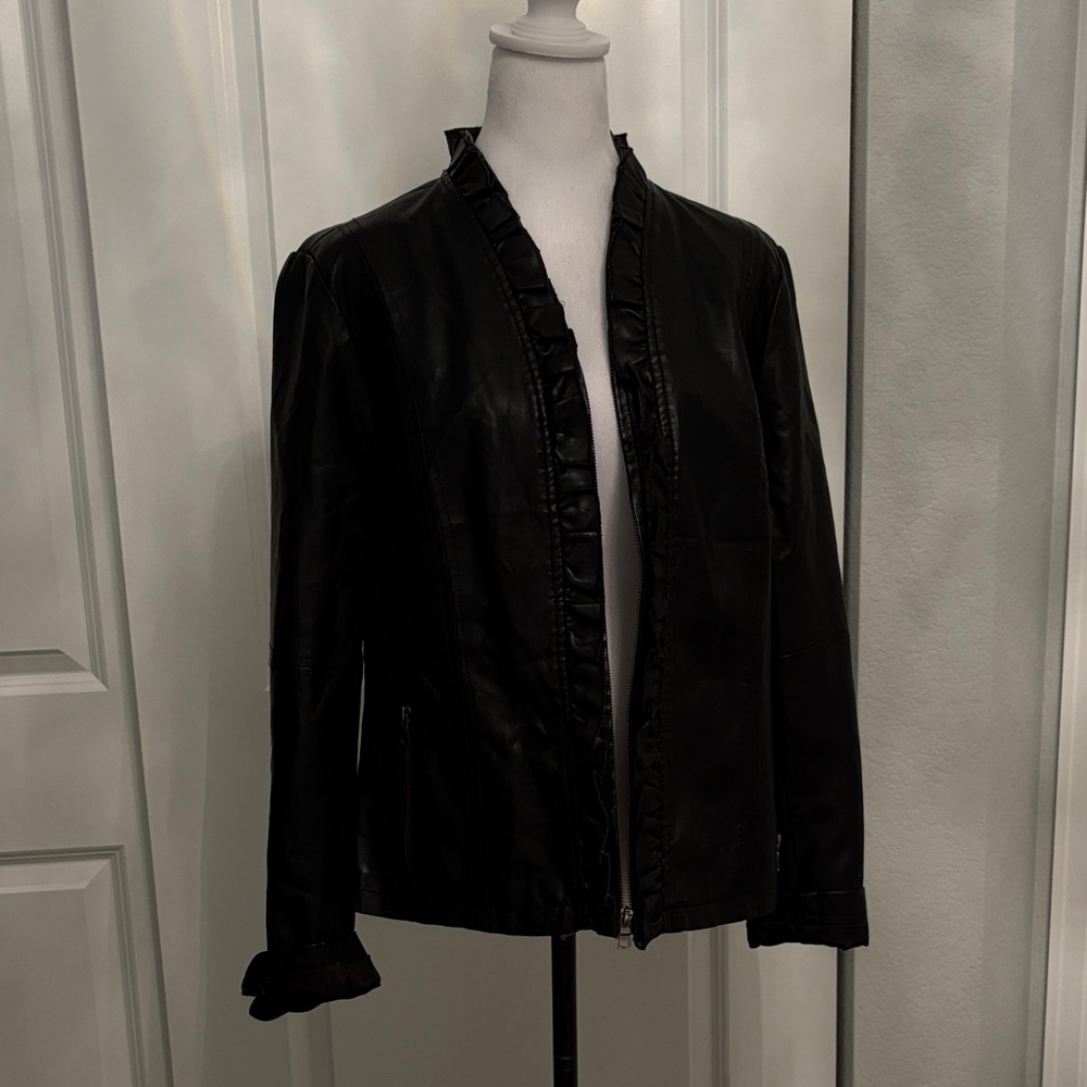 Giacca Black Leather Jacket with Ruffle Details